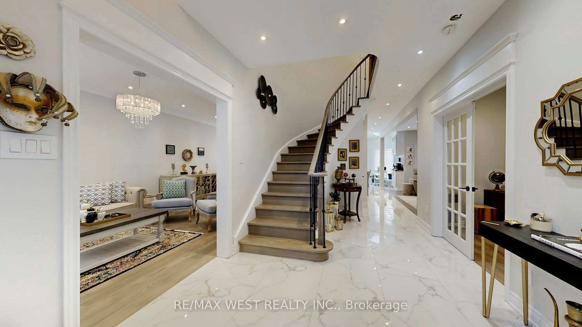 31 Mulholland Drive, Vaughan, ON, L4J 7T7 - 23