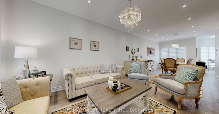 31 Mulholland Drive, Vaughan, ON, L4J 7T7 - 4