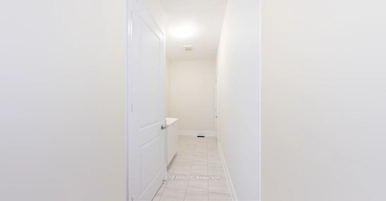60 Starkweather Street, Aurora, ON, L4G 0Z2 - 17