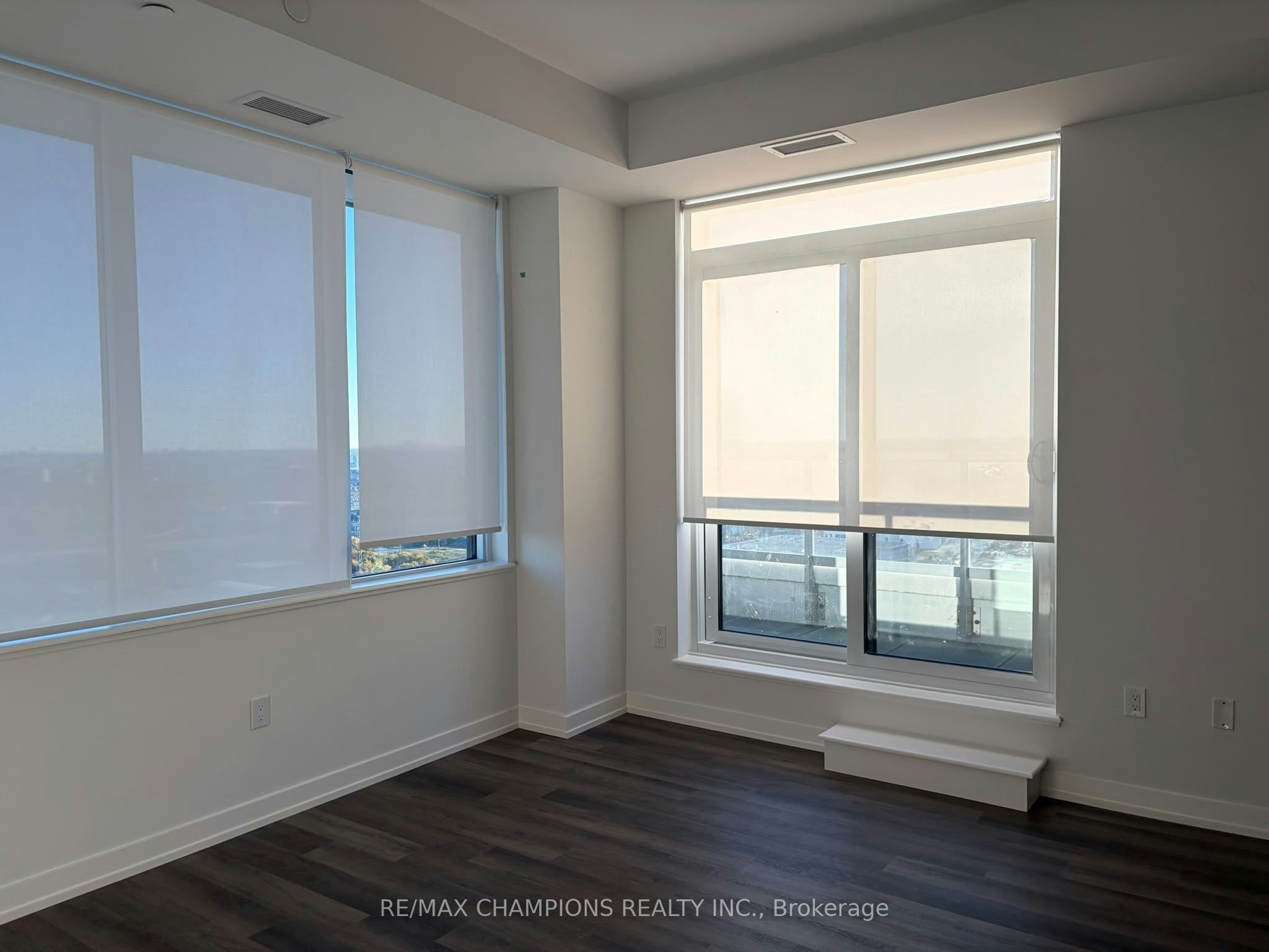 21 Meadowdale Road, Vaughan, ON, L4K 0H6 - 10