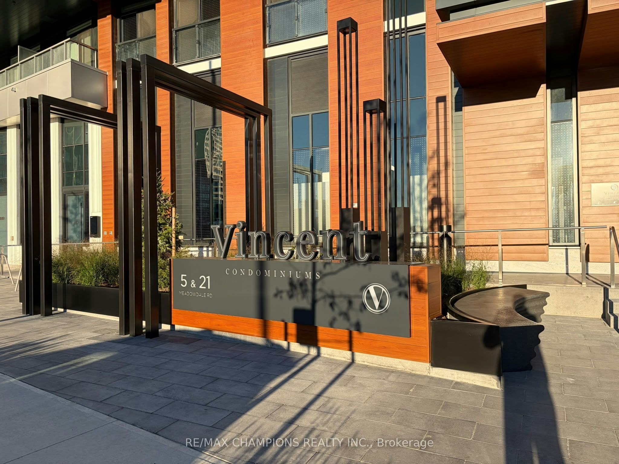 21 Meadowdale Road, Vaughan, ON, L4K 0H6 - 12