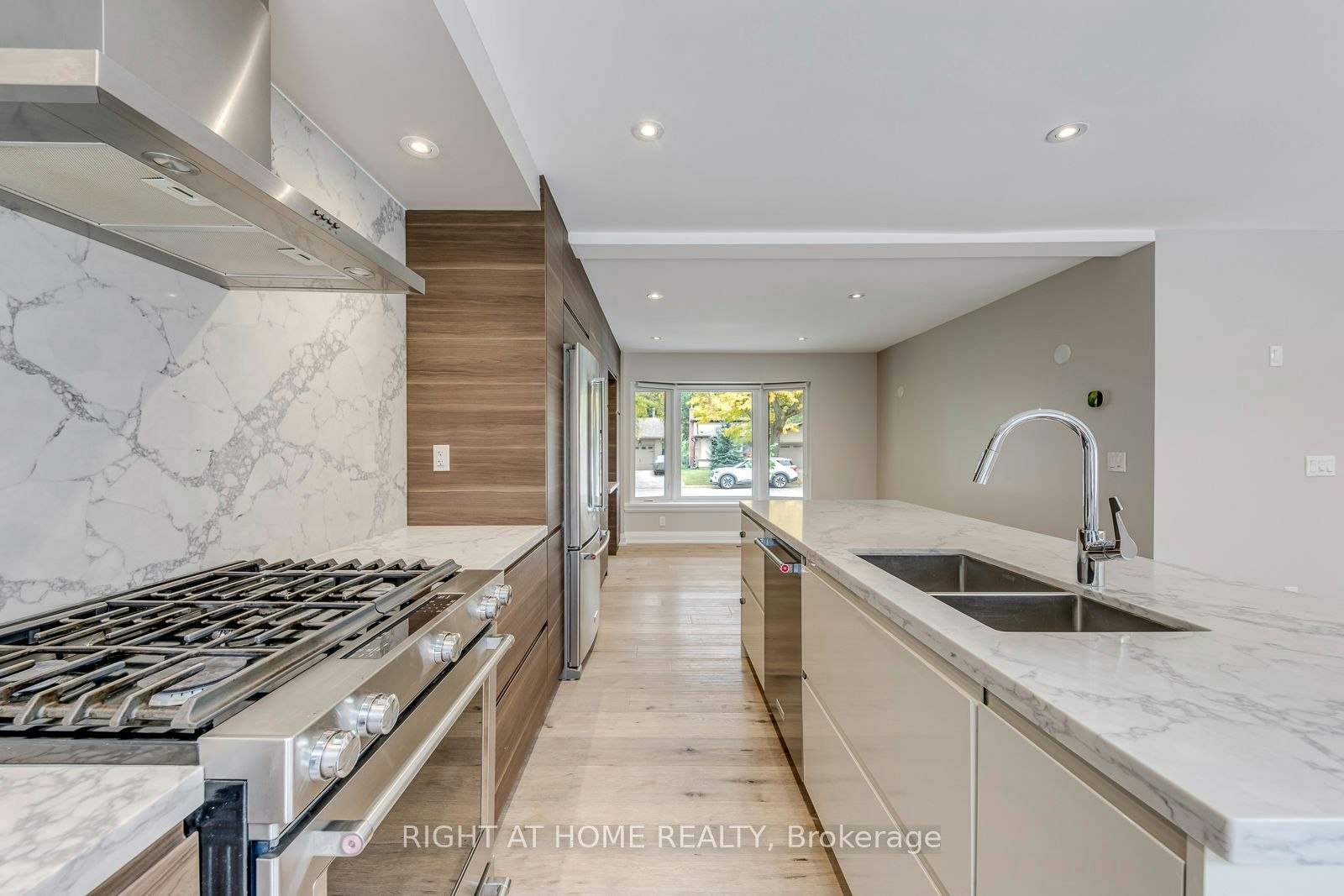 30 Penwick Crescent, Richmond Hill, ON, L4C 5B4 - 19