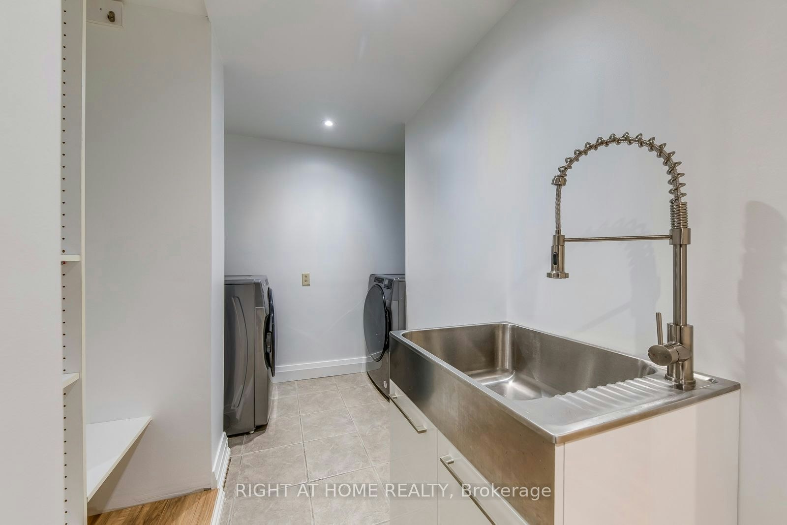 30 Penwick Crescent, Richmond Hill, ON, L4C 5B4 - 34