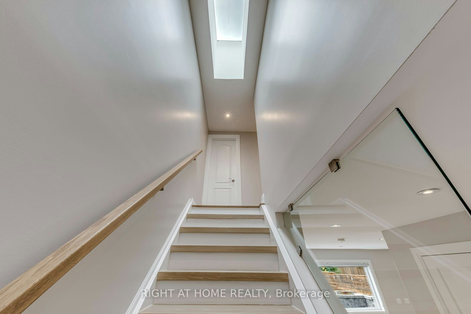 30 Penwick Crescent, Richmond Hill, ON, L4C 5B4 - 22