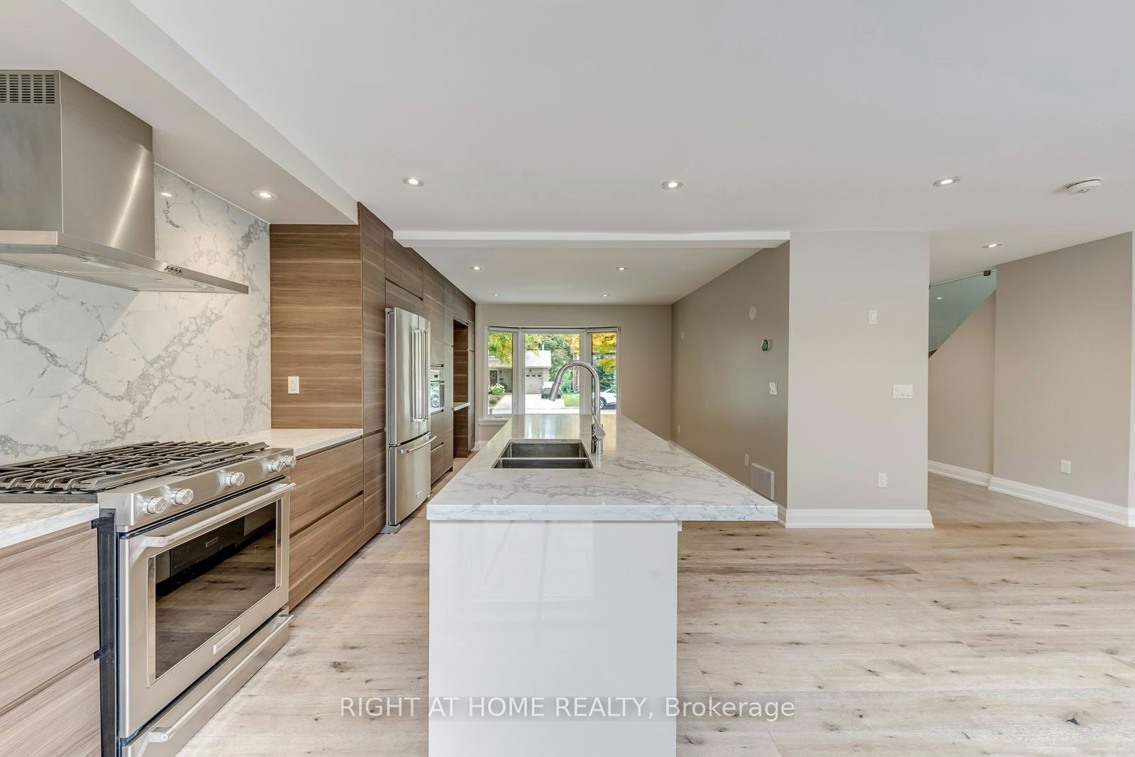 30 Penwick Crescent, Richmond Hill, ON, L4C 5B4 - 17
