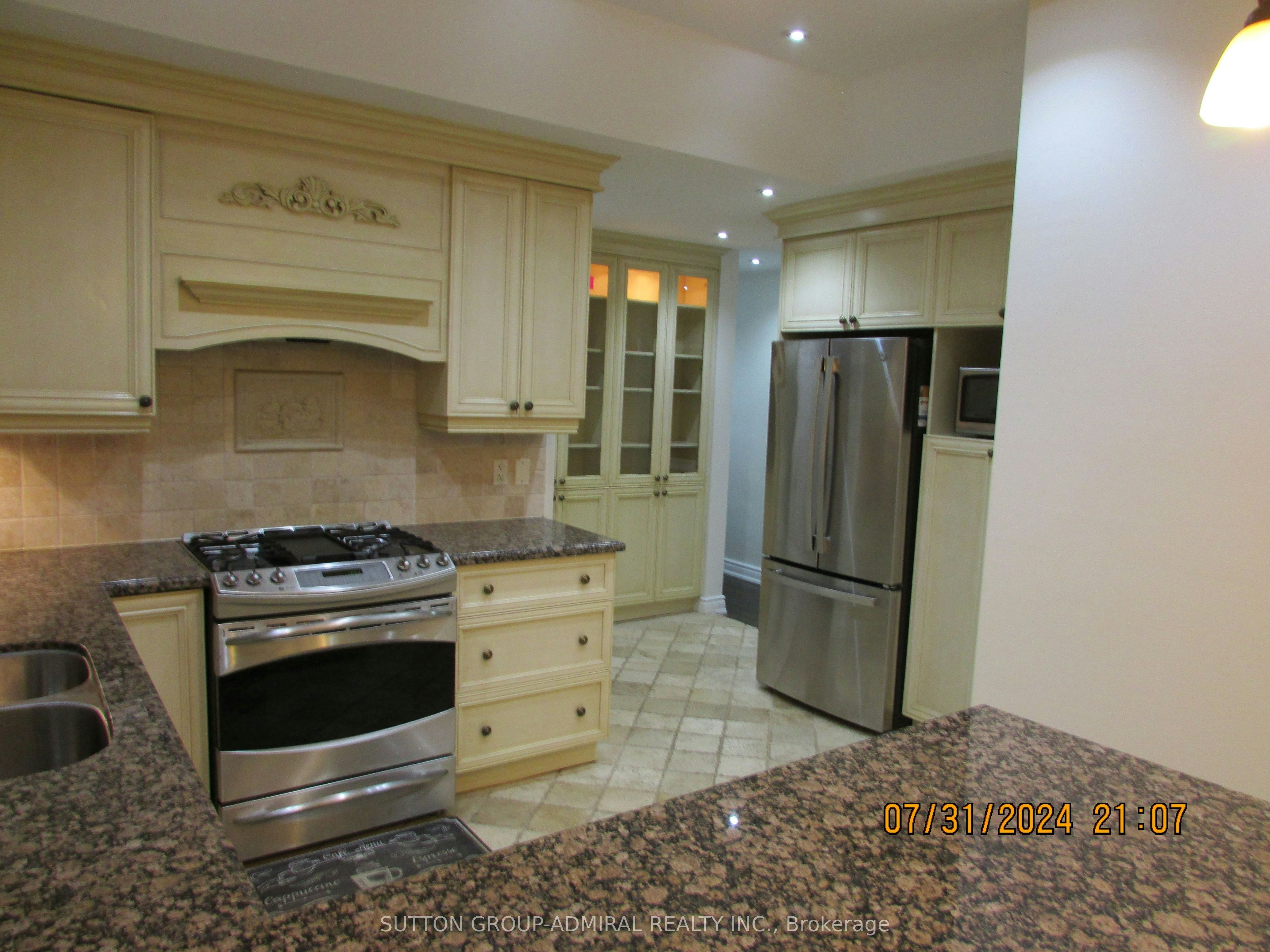 Main Fl-62 Leisure Lane W, Richmond Hill, ON, L4C 4X1 - 5