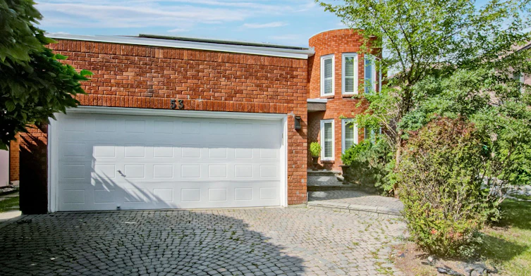 53 Waltham Crescent, Richmond Hill, ON, L4B 1Z3