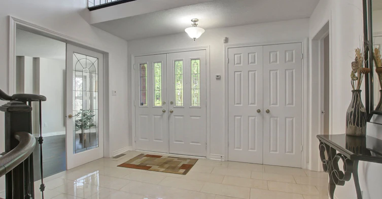 53 Waltham Crescent, Richmond Hill, ON, L4B 1Z3 - 3