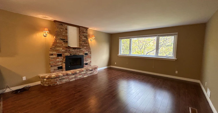Upper Level-36 Aurora Heights Drive, Aurora, ON, L4G 2W7 - 5