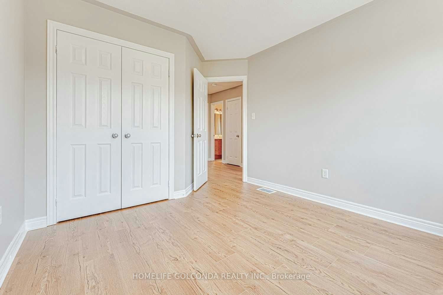 32 Cardrew Street, Markham, ON, L6B 1G9 - 23