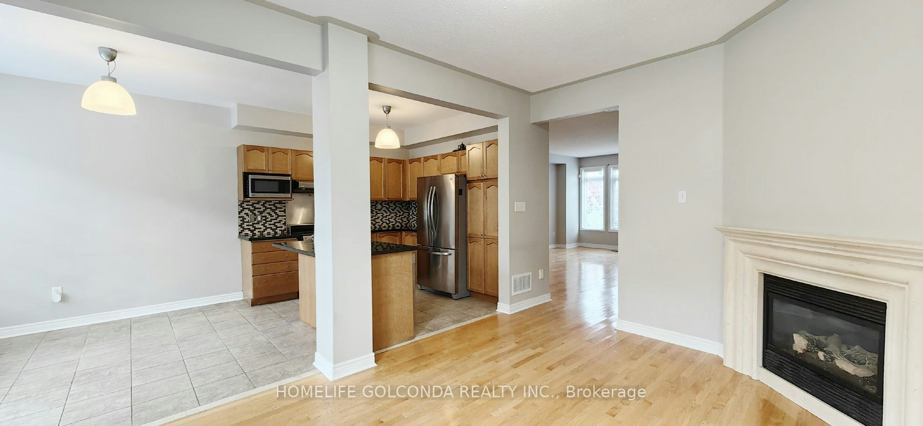 32 Cardrew Street, Markham, ON, L6B 1G9 - 6