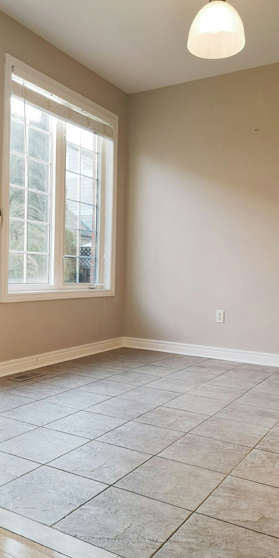 32 Cardrew Street, Markham, ON, L6B 1G9 - 11