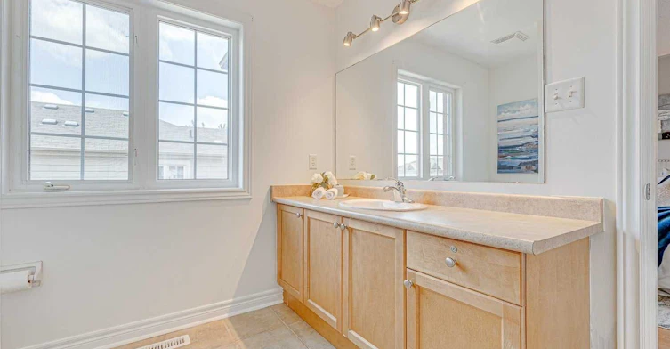 32 Cardrew Street, Markham, ON, L6B 1G9 - 25