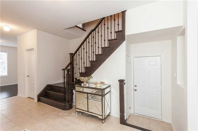 750 Prest Way, Newmarket, ON, L3X 0J6 - 3