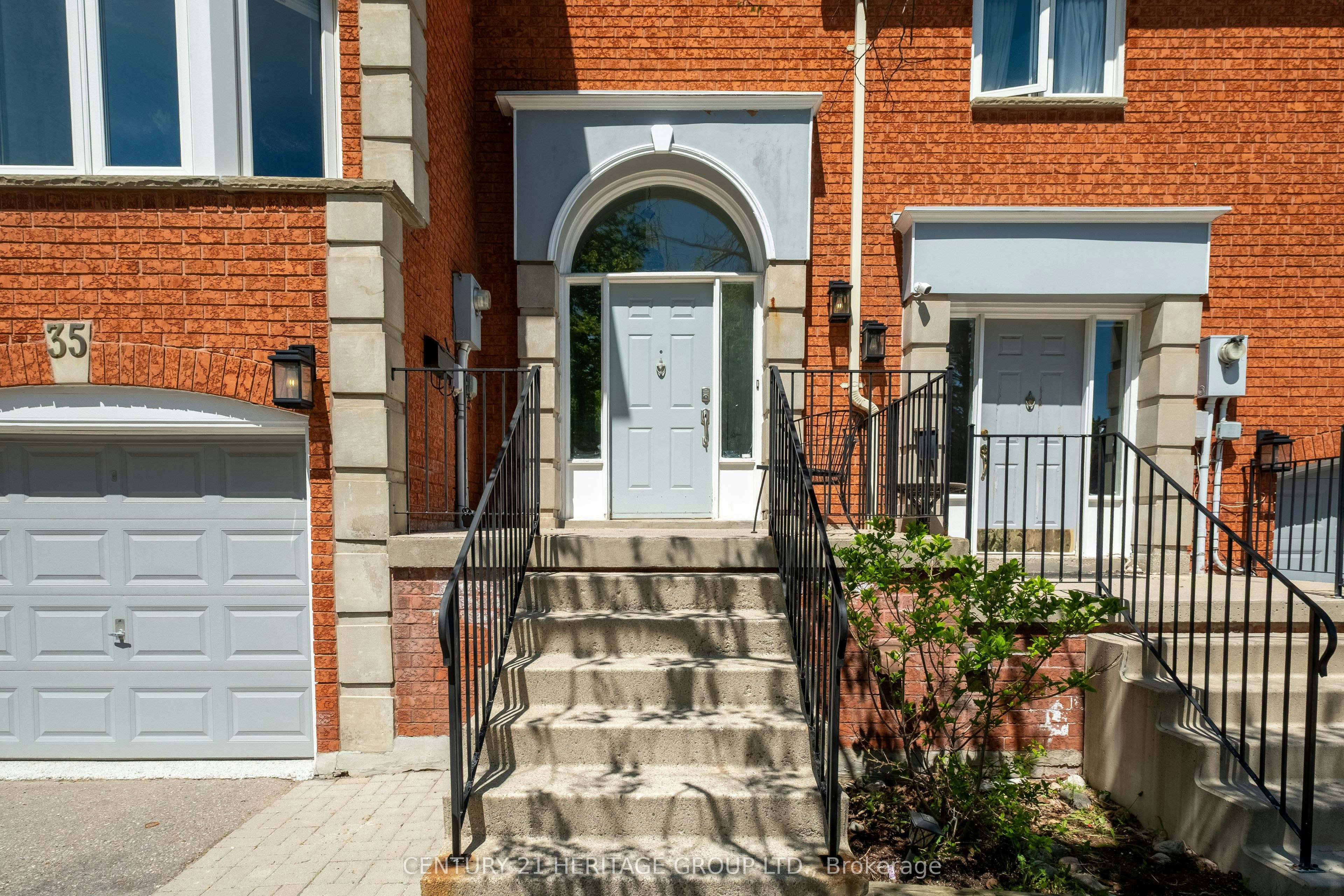 35-80 Mccallum Drive, Richmond Hill, ON, L4C 9X5 - 2