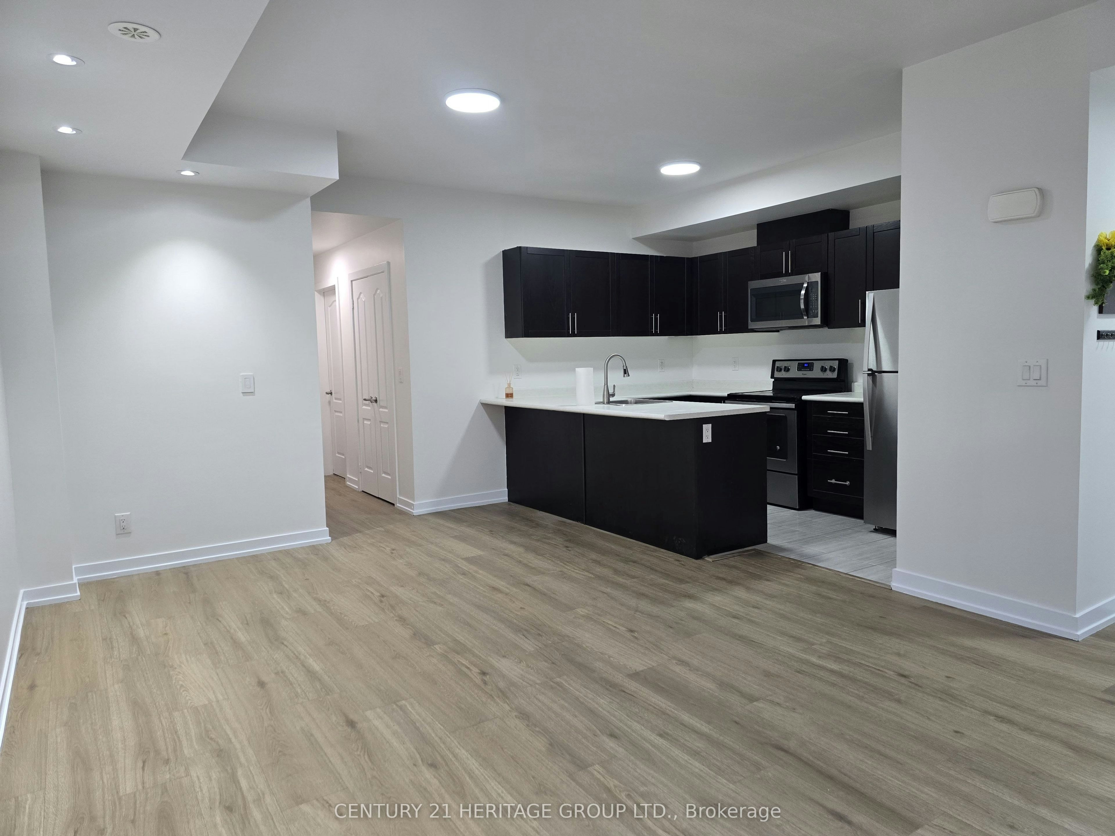 309-20 Dunsheath Way, Markham, ON, L6B 1N3 - 9