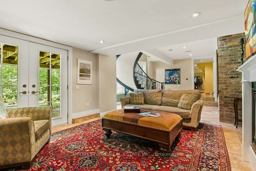 22 Deanbank Drive, Markham, ON, L3T 1Z3 - 4