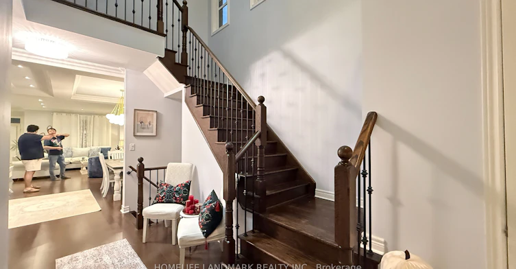 31 Warren Mcbride Crescent, Aurora, ON, L4G 0W4 - 10