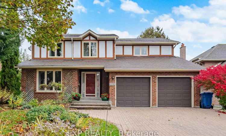 20 Devlin Place
