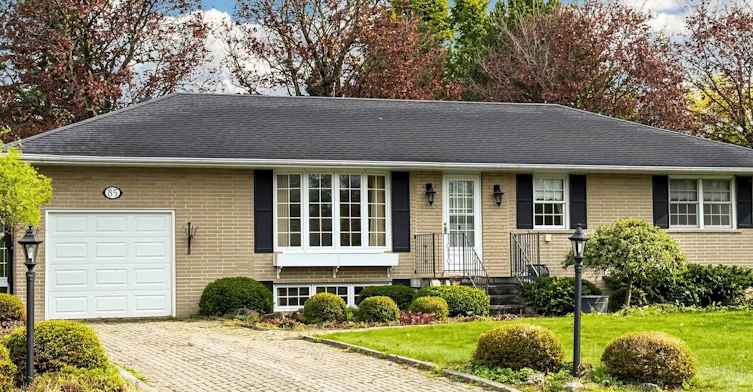 85 Patricia Drive, King, ON, L7B 1H5
