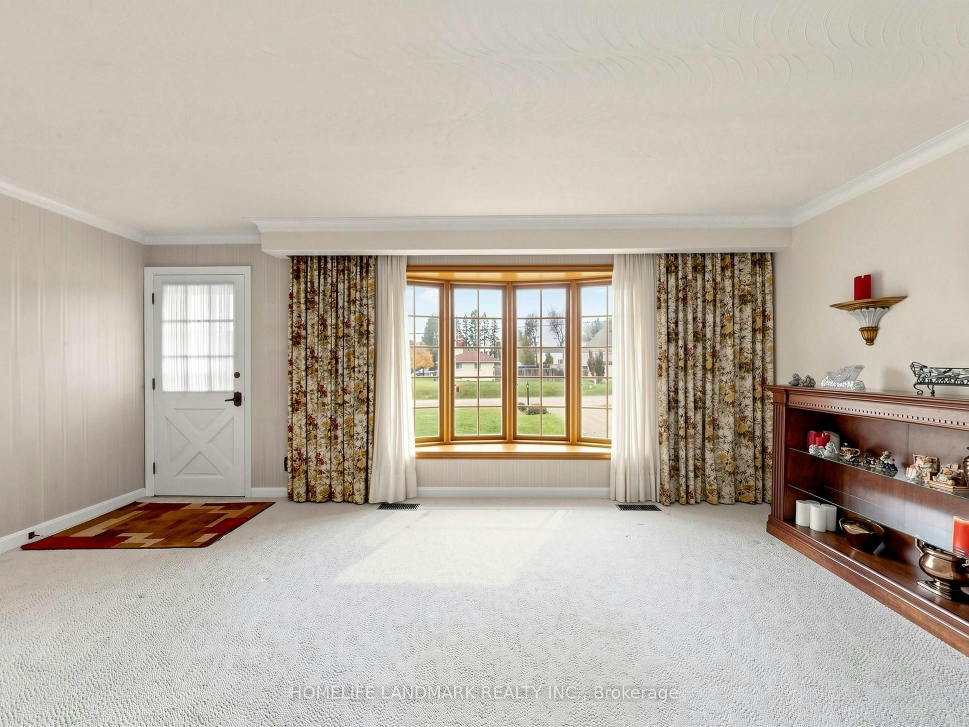 85 Patricia Drive, King, ON, L7B 1H5 - 4