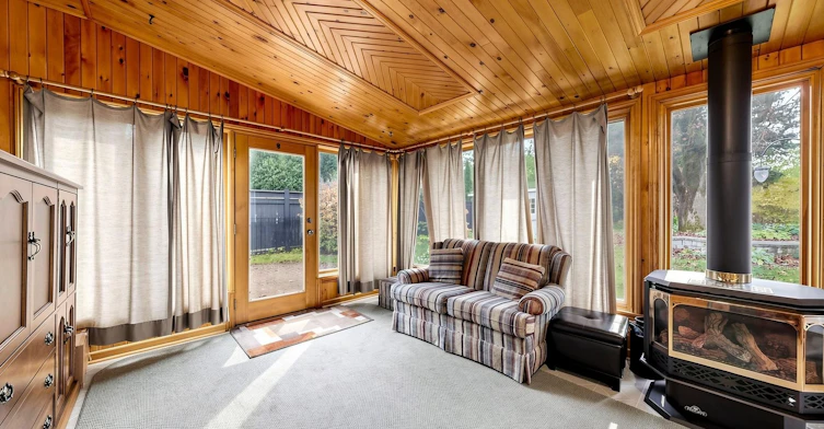 85 Patricia Drive, King, ON, L7B 1H5 - 6