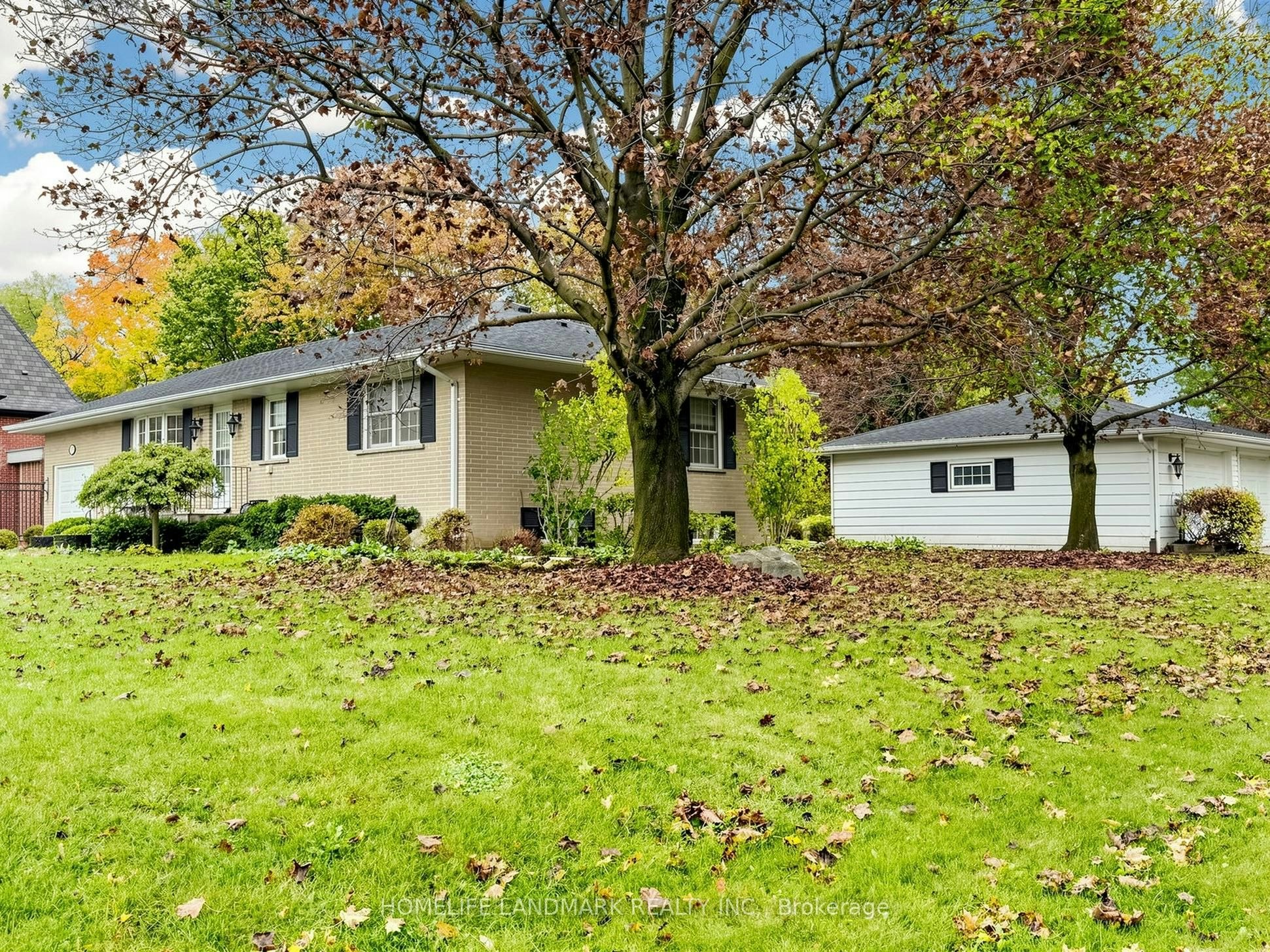 85 Patricia Drive, King, ON, L7B 1H5 - 2