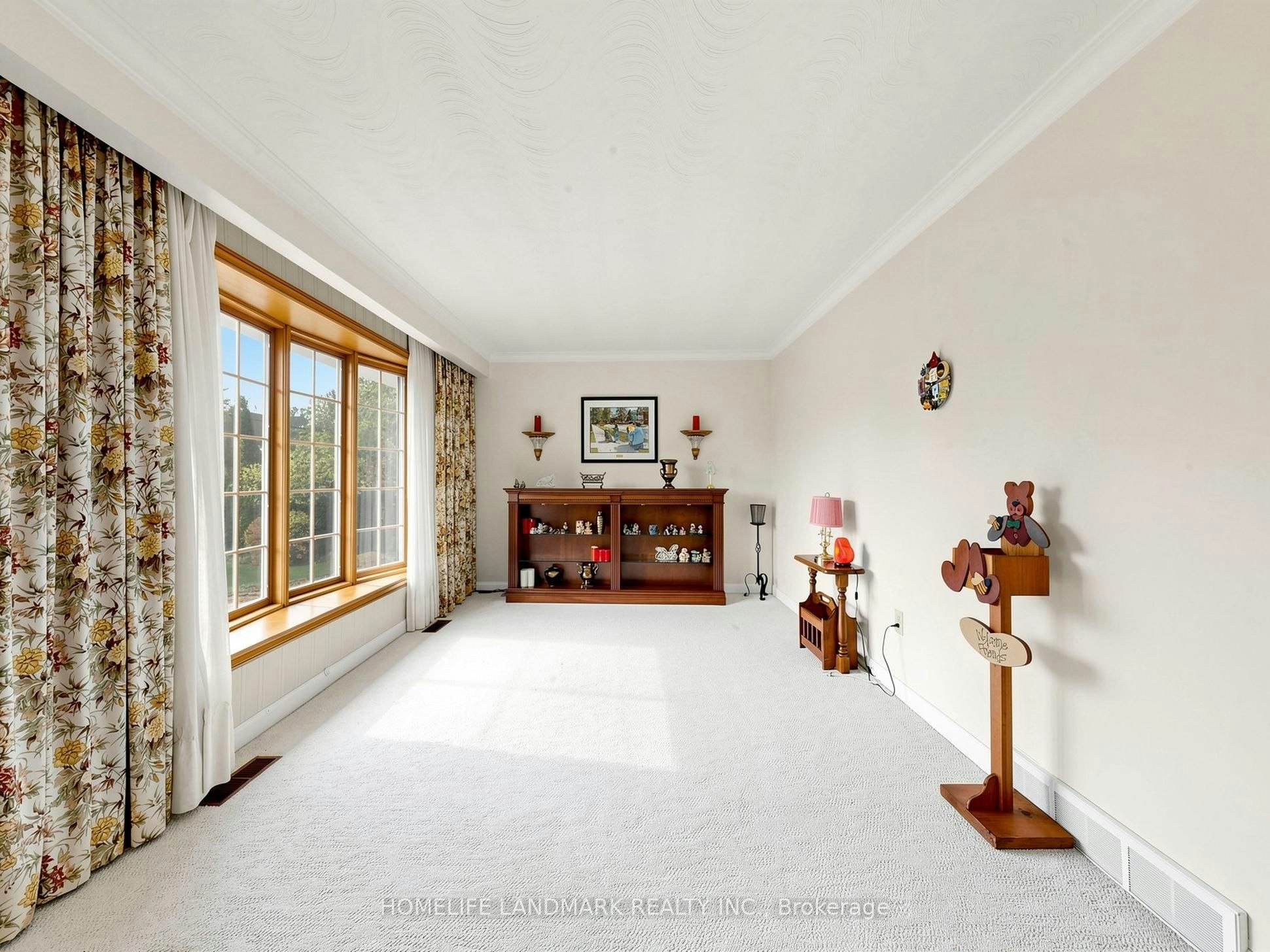 85 Patricia Drive, King, ON, L7B 1H5 - 3