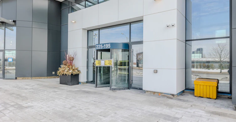 2003-225 Commerce Street, Vaughan, ON, L4K 0R1 - 2