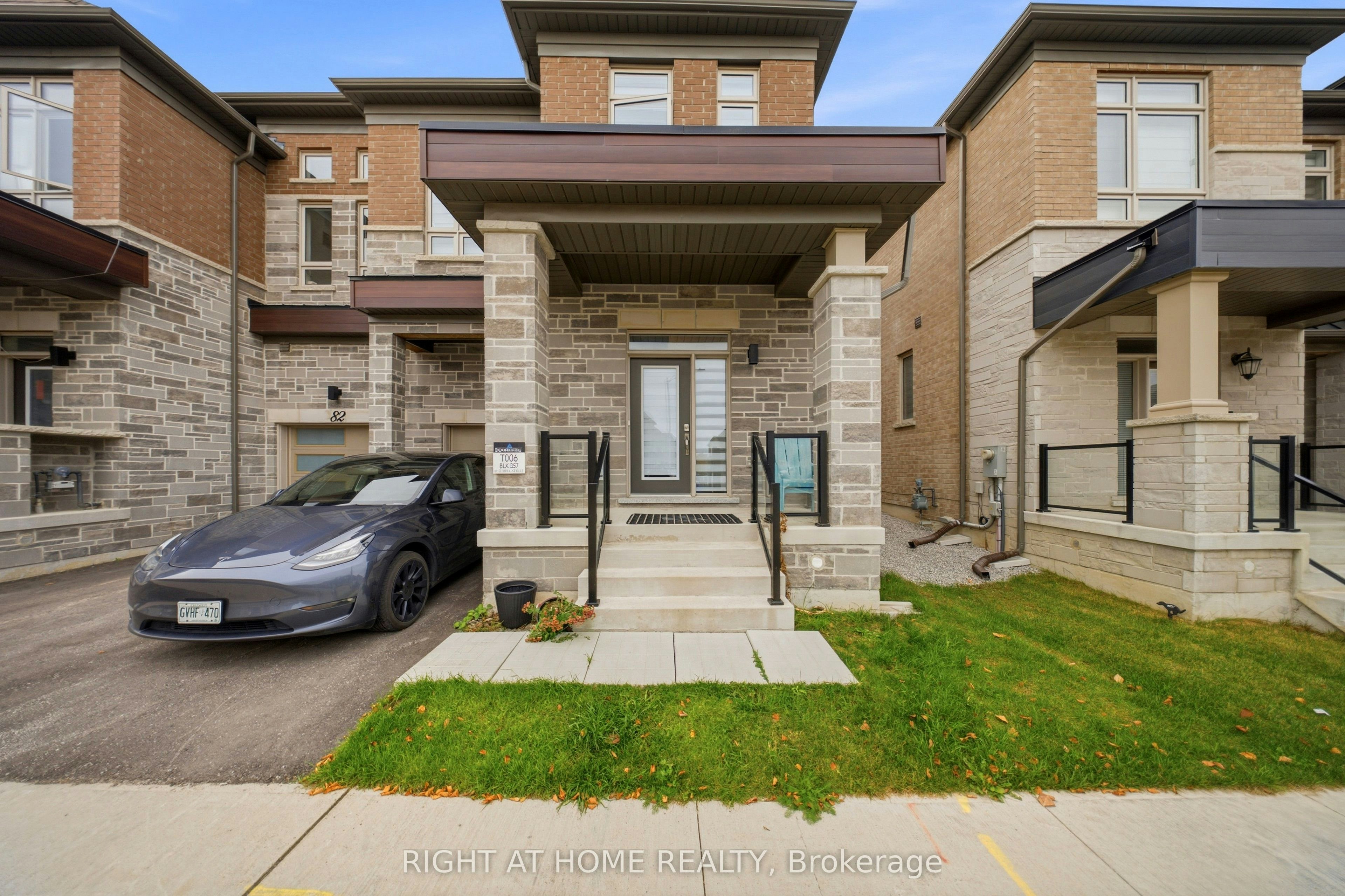 80 Tempel Street, Richmond Hill, ON, L4E 1K6