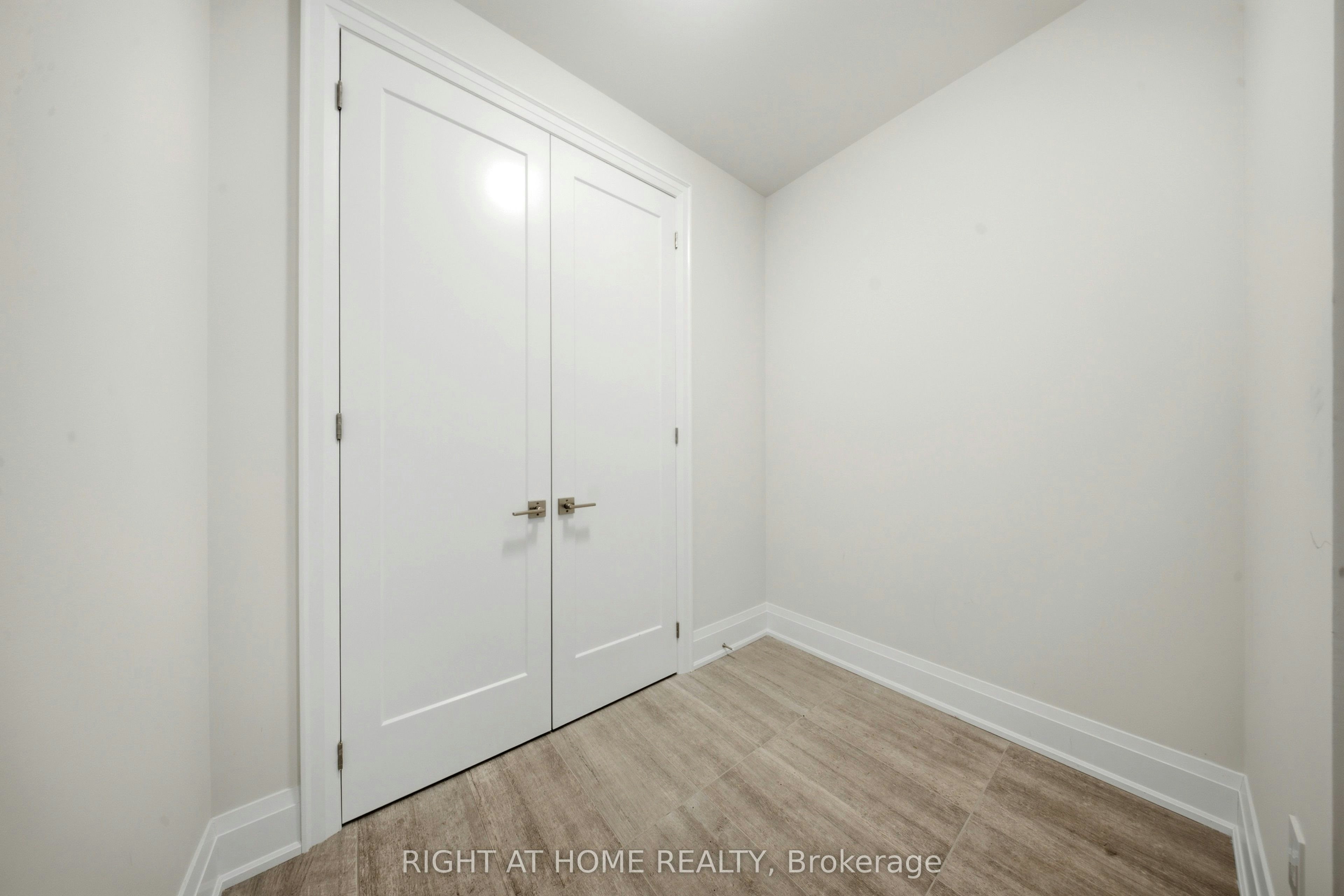 80 Tempel Street, Richmond Hill, ON, L4E 1K6 - 13