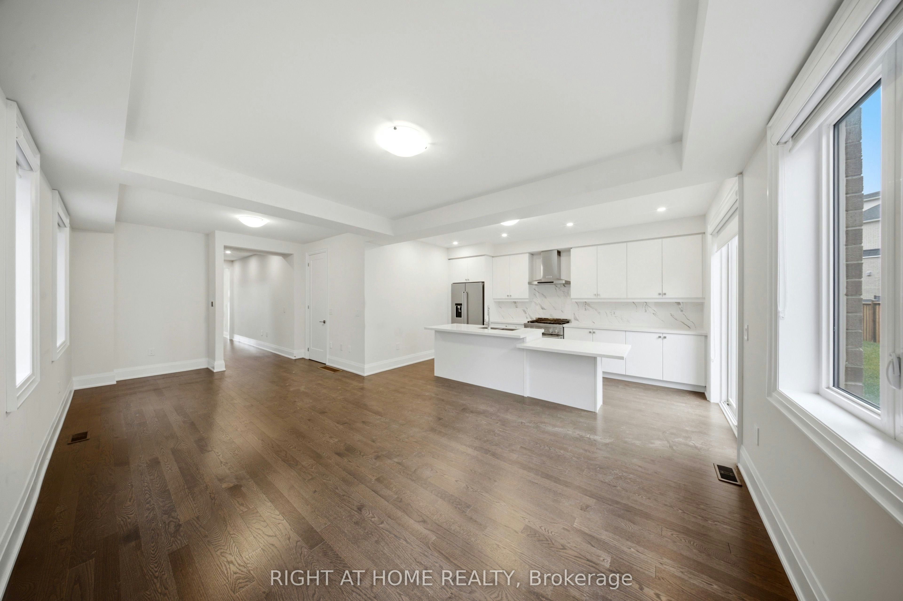 80 Tempel Street, Richmond Hill, ON, L4E 1K6 - 7