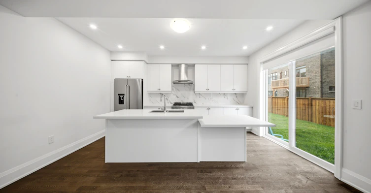 80 Tempel Street, Richmond Hill, ON, L4E 1K6 - 8