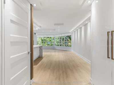 223-7805 Bayview Avenue - 5