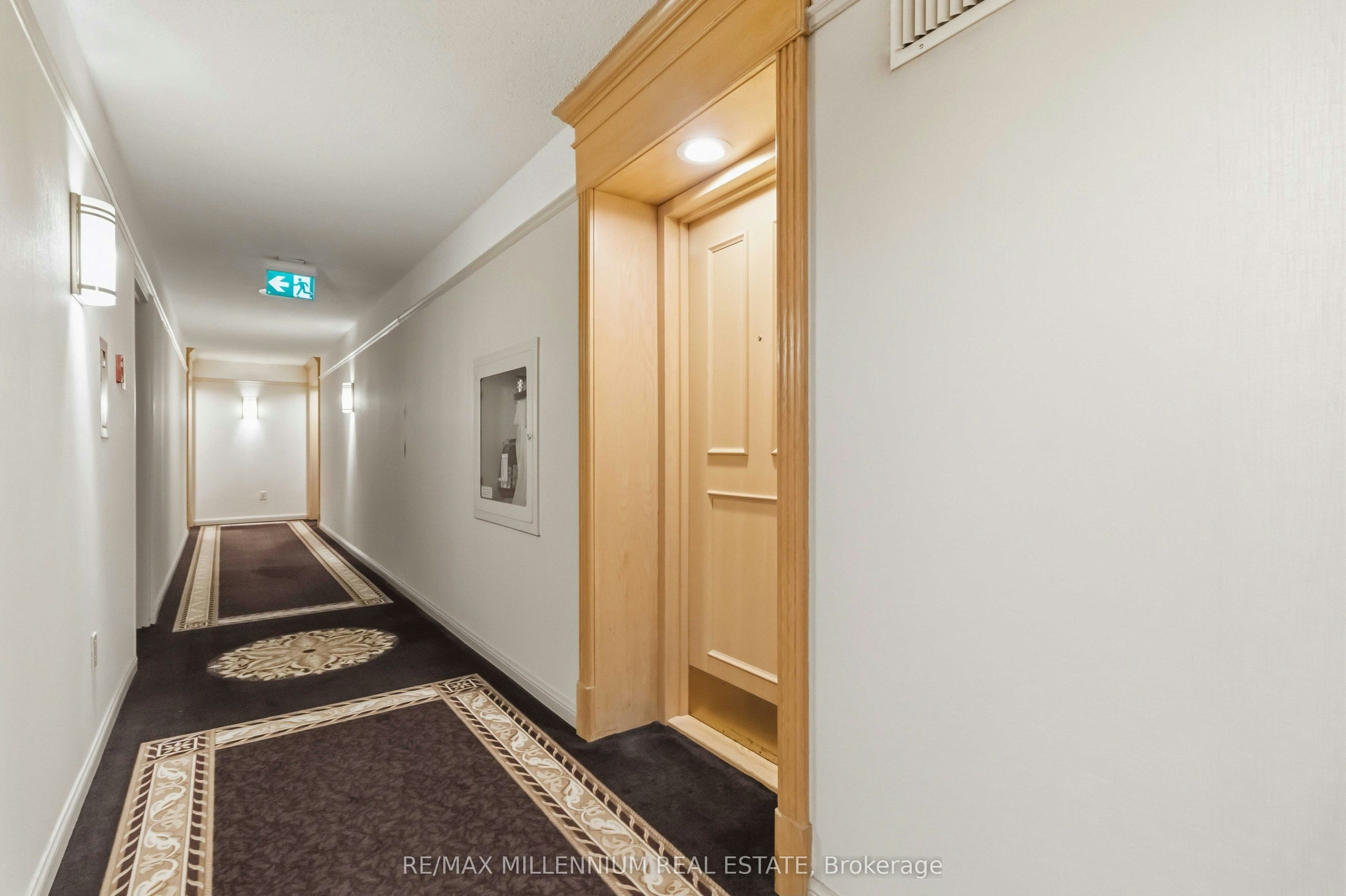 223-7805 Bayview Avenue - 4