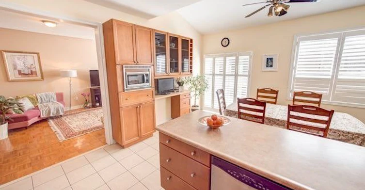 65 Earl Stewart Drive, Aurora, ON, L4G 7P4 - 6