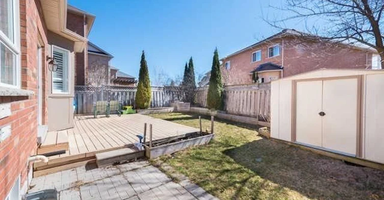 65 Earl Stewart Drive, Aurora, ON, L4G 7P4 - 11