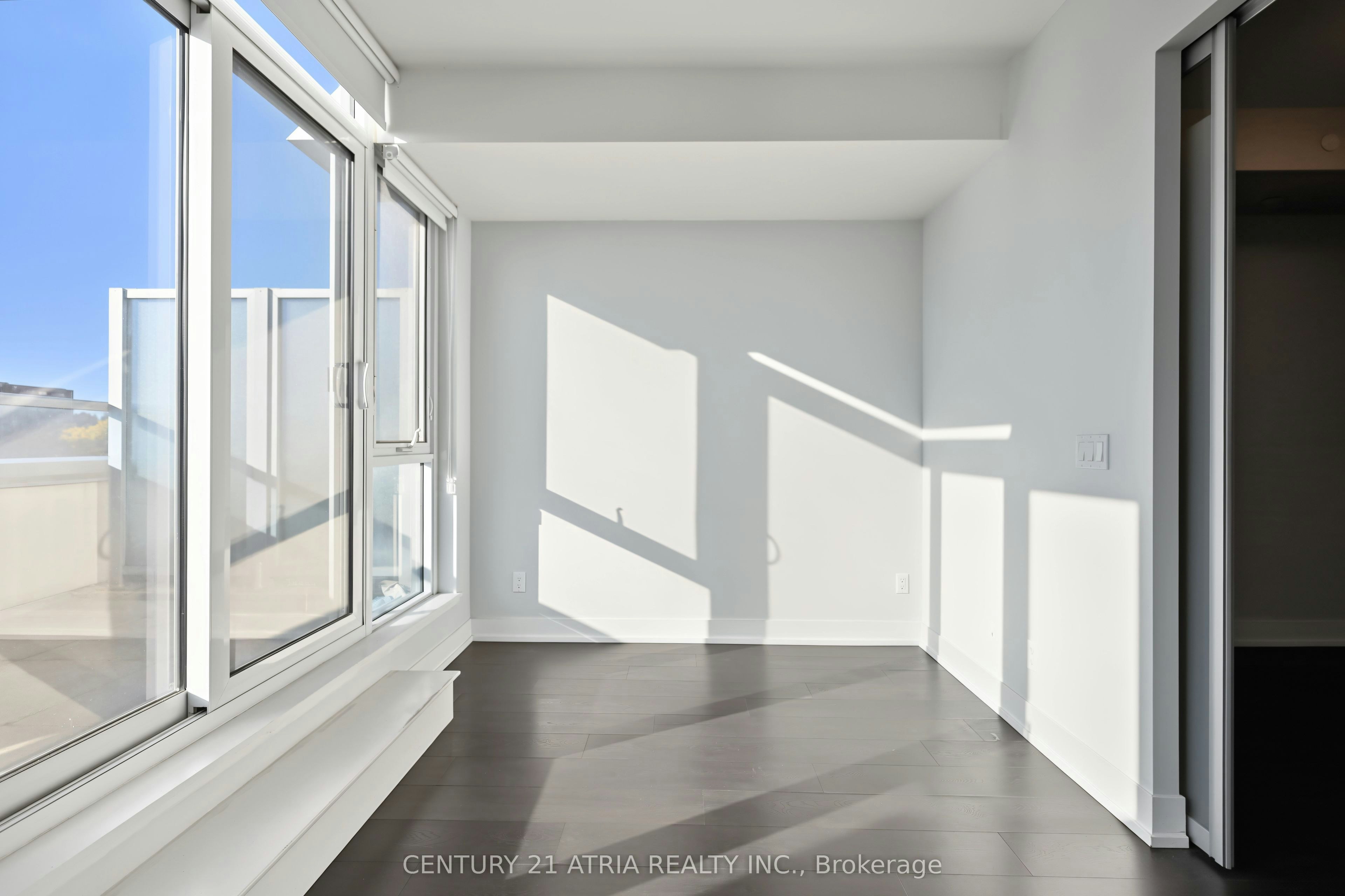 528-9471 Yonge Street, Richmond Hill, ON, L4C 0Z5 - 6