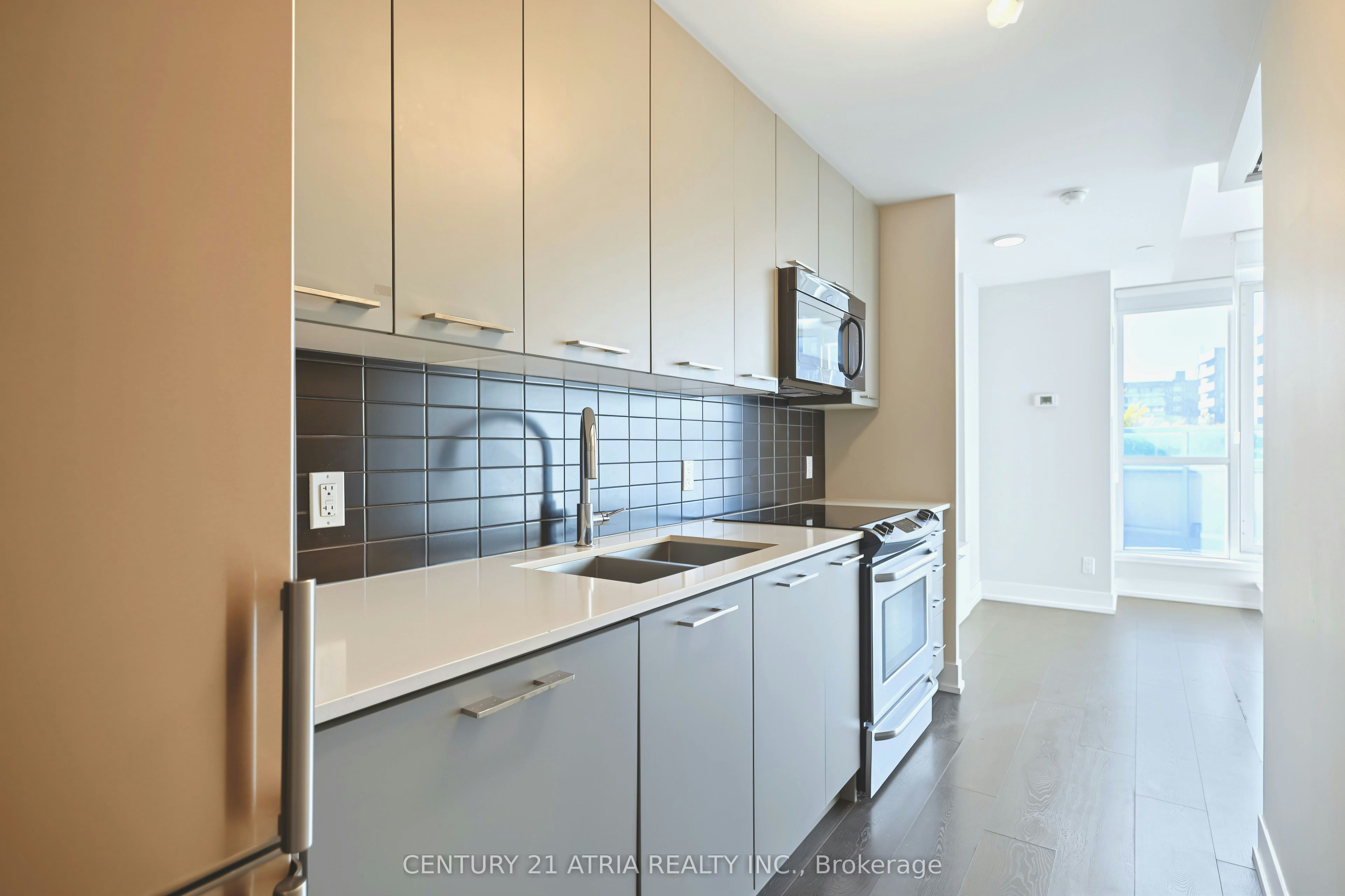 528-9471 Yonge Street, Richmond Hill, ON, L4C 0Z5 - 10