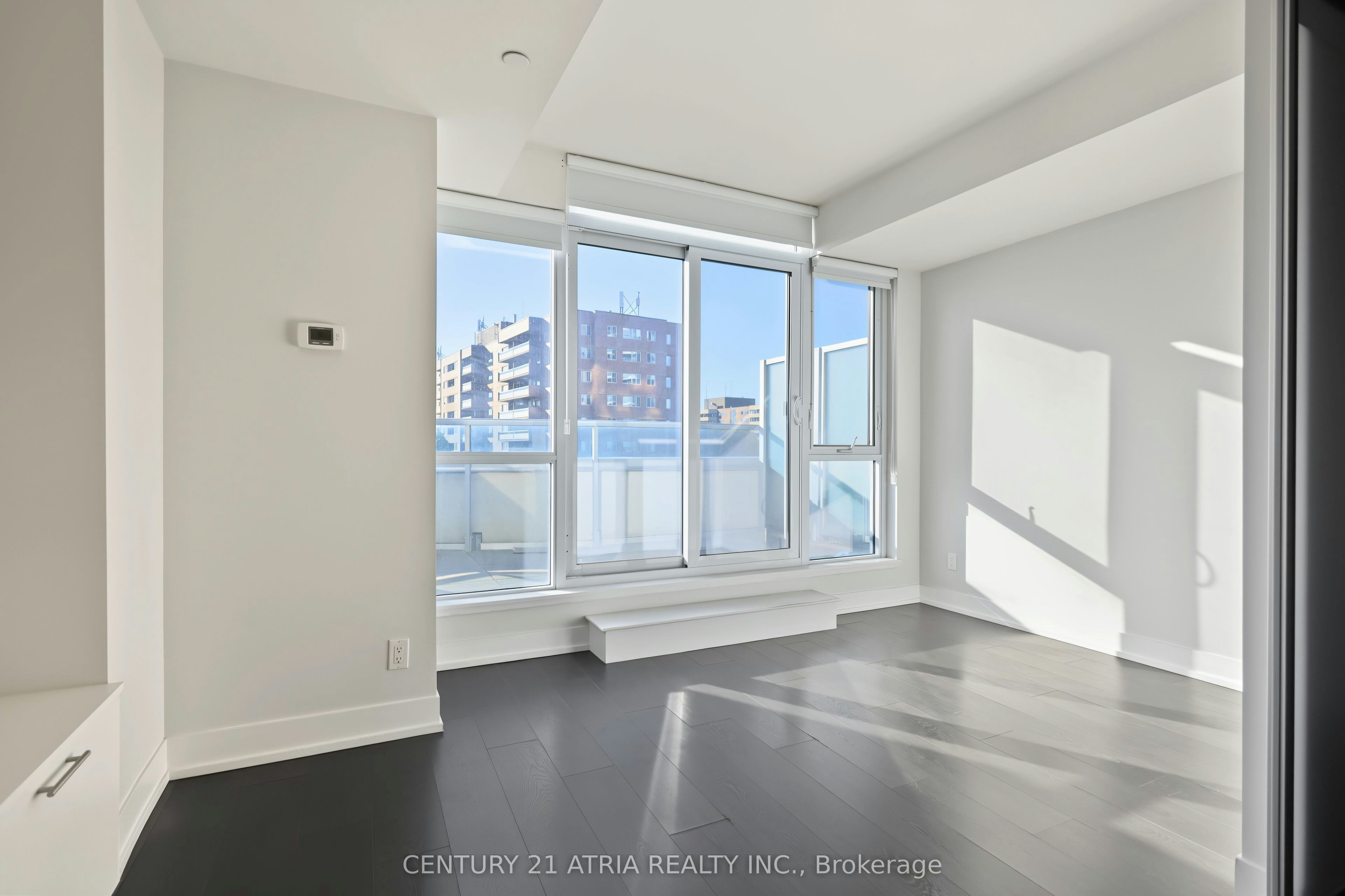 528-9471 Yonge Street, Richmond Hill, ON, L4C 0Z5 - 5