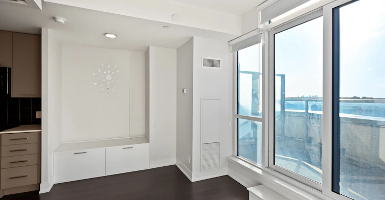 528-9471 Yonge Street, Richmond Hill, ON, L4C 0Z5 - 7