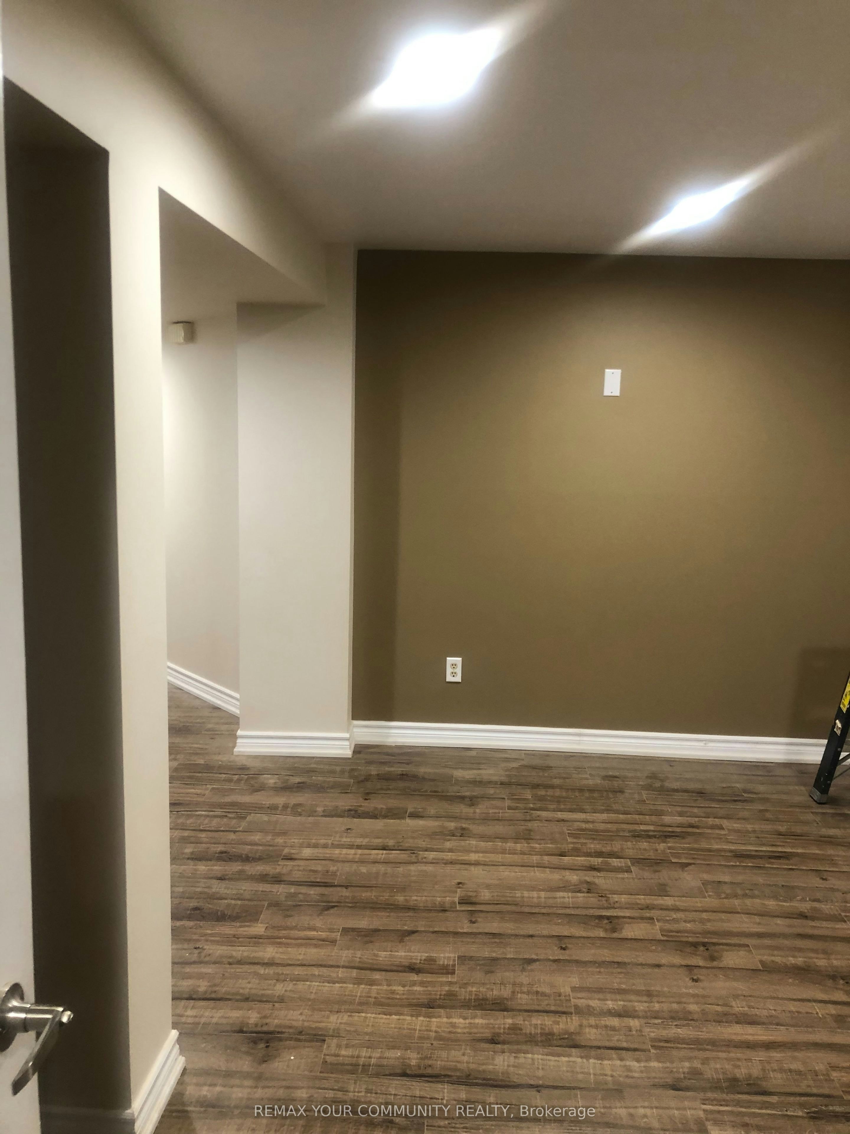 Bsmnt-517 Blackstock Road, Newmarket, ON, L3Y 8H8 - 3