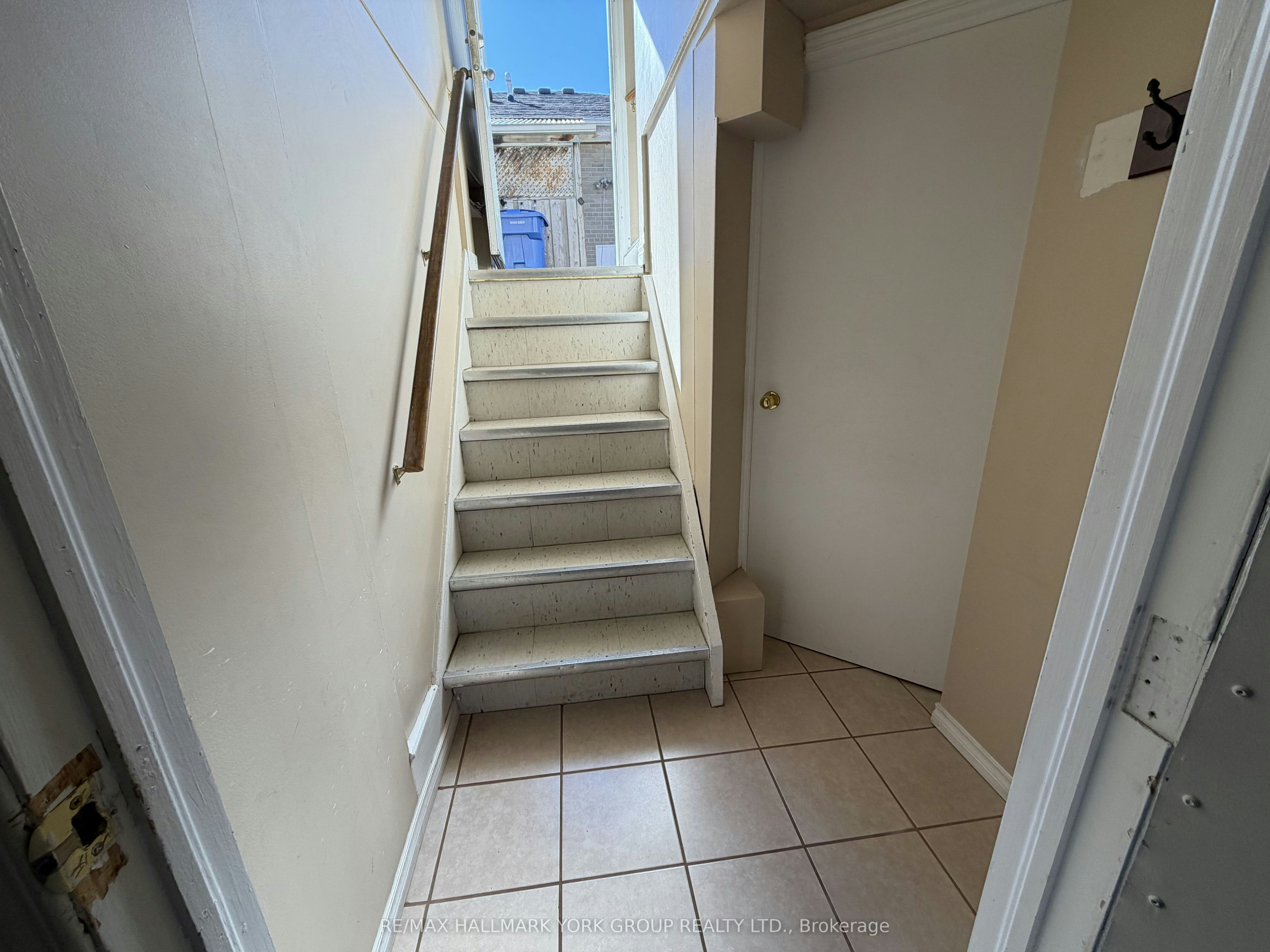 Lower-47 Longford Drive, Newmarket, ON, L3Y 2Y6 - 13