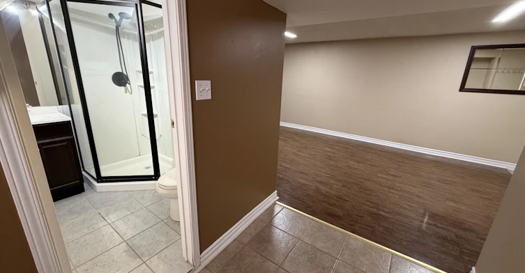 Lower-47 Longford Drive, Newmarket, ON, L3Y 2Y6 - 11
