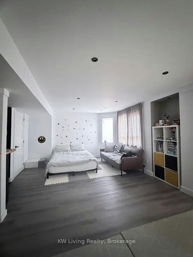 Basement-68 Manorheights Street, Richmond Hill, ON, L4S 2H6