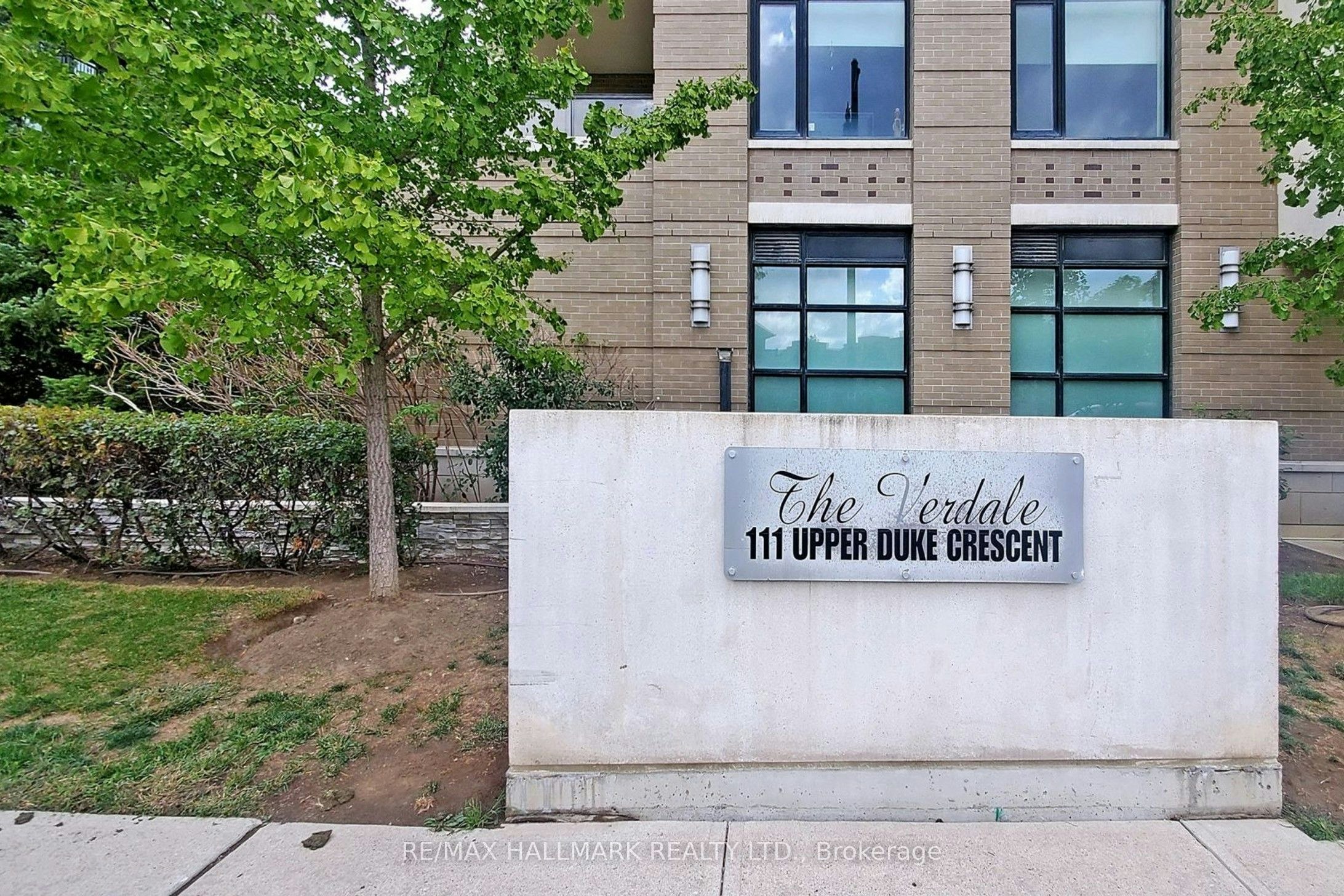 610-111 Upper Duke Crescent, Markham, ON, L6G 0C8 - 4