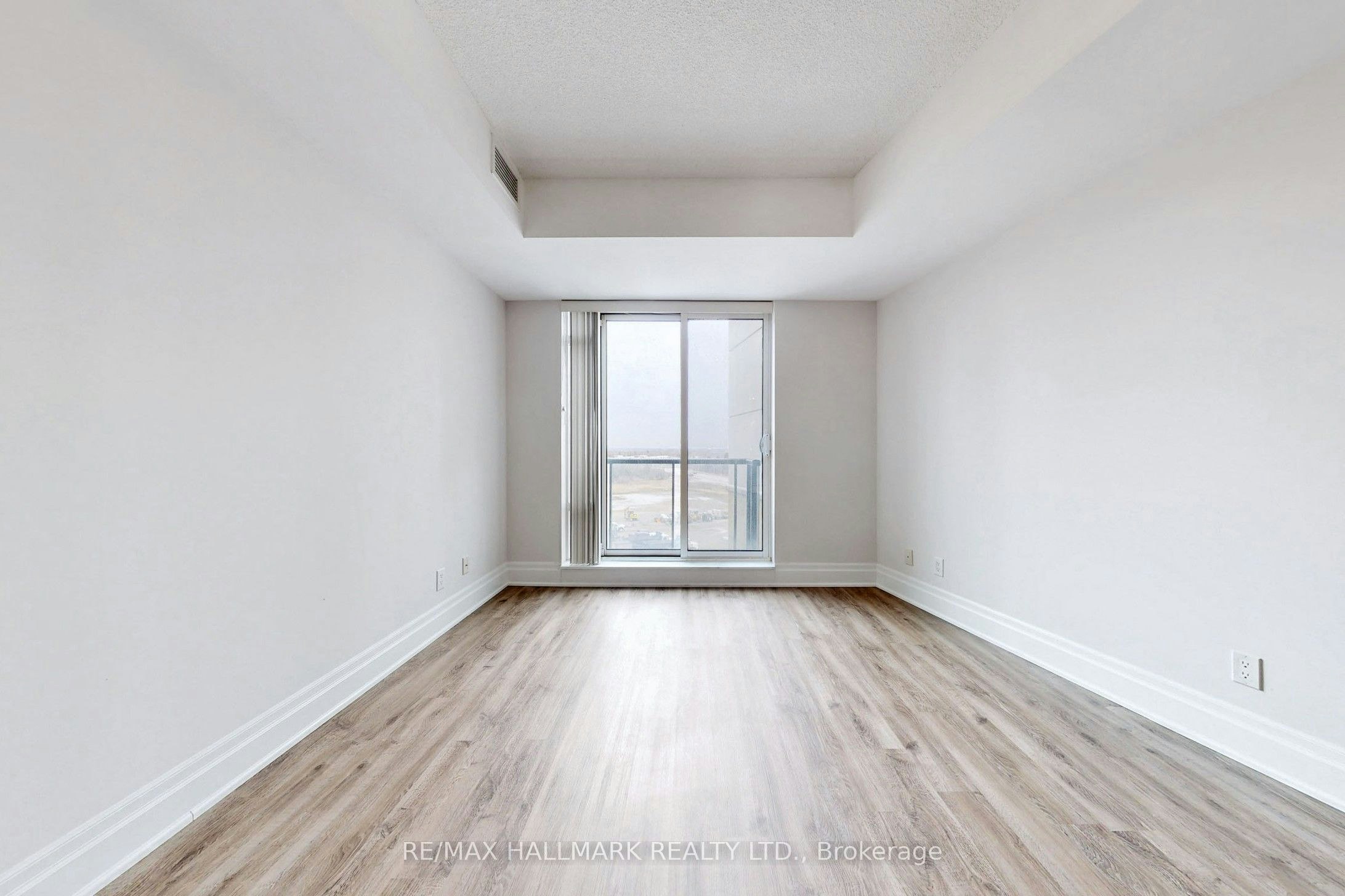610-111 Upper Duke Crescent, Markham, ON, L6G 0C8 - 19