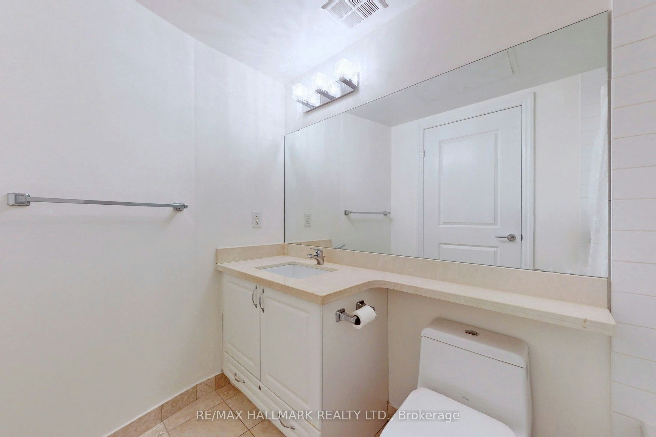 610-111 Upper Duke Crescent, Markham, ON, L6G 0C8 - 22