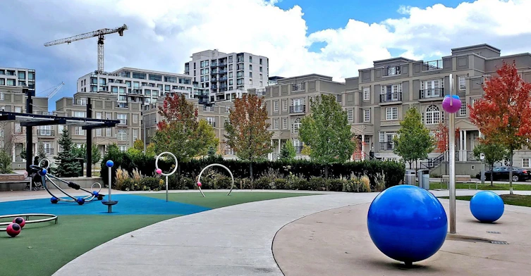 610-111 Upper Duke Crescent, Markham, ON, L6G 0C8 - 29
