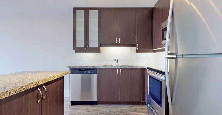 610-111 Upper Duke Crescent, Markham, ON, L6G 0C8 - 13